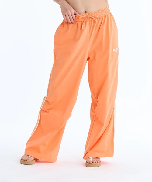 ROXY(ロキシー)の「ROXY/ロキシー ラッシュロングパンツ レディース UT SALTY SQUAD PANTS RLY261044 UT(その他パンツ・レディース・ブラック/ホワイト/オレンジ・M/L)」の1枚目の写真