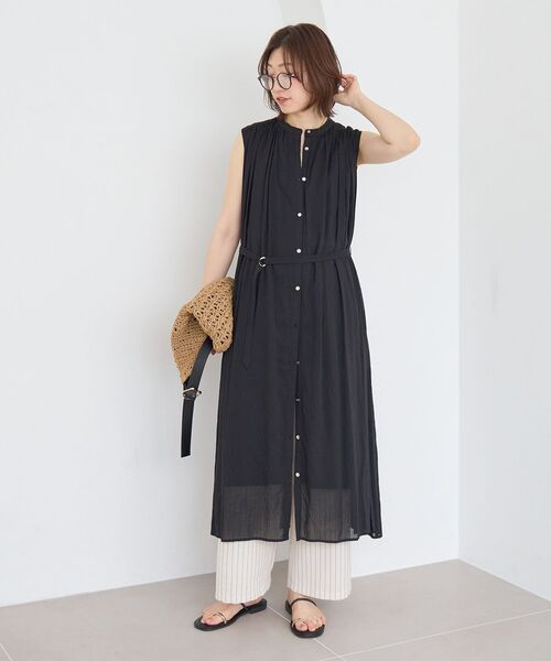 le.coeur blanc(ルクールブラン)の「シアーボイルノースリーブワンピース(ワンピース・レディース・ブラック/ブラウン/ブルー・38)」の6枚目の写真