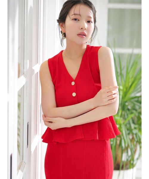 LAGUNAMOON(ラグナムーン)の「ペプラムノースリニットトップス(ニット/セーター・レディース・ブラック/レッド/ベージュ・FREE)」の16枚目の写真