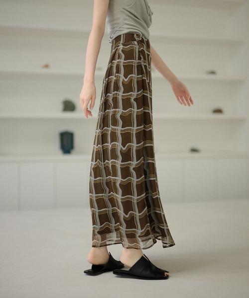 LAULEN（ローレン）の「sheer check long skirt /シアーチェックロングスカート（スカート・レディース・ブラウン・FREE）」の15枚目の写真