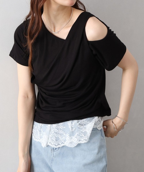 SpRay(スプレイ)の「オフショルドレープショートスリーブトップス(Tシャツ/カットソー・レディース・ブラック/アイボリー/ピンク・FREE)」の1枚目の写真