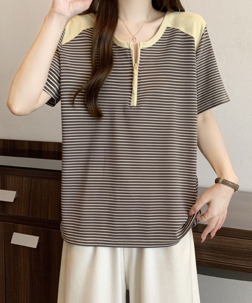 2ly2(トゥーリートゥー)の「半袖Tシャツ ボーダー柄 ハーフジップ ラグランスリーブトップス(Tシャツ/カットソー・レディース・グレー/ホワイト・FREE)」の2枚目の写真