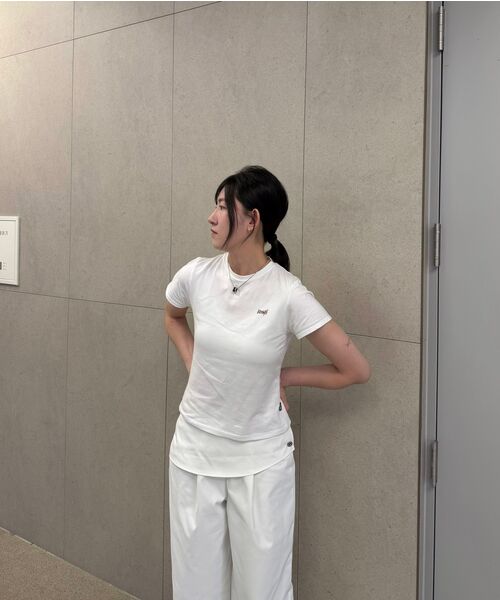 YOSEMITE(ヨセミティ)の「スモール Logo スリムフィット 半袖Tシャツ ホワイト YT-3Y17(Tシャツ/カットソー・レディース・ホワイト・SMALL/MEDIUM)」の7枚目の写真