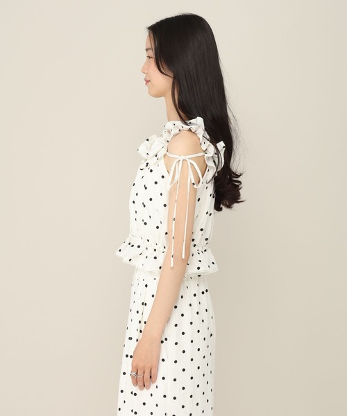 Heather(ヘザー)の「2WAYフリルショルダーブラウス 814970(シャツ/ブラウス・レディース・ブラック系その他/ホワイト系その他・FREE)」の22枚目の写真