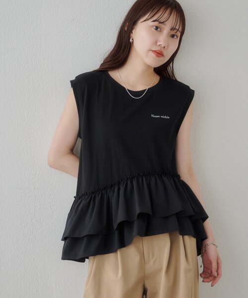 DISCOAT(ディスコート)の「異素材ドッキングフリルノースリーブ(Tシャツ/カットソー・レディース・カーキ/ブラック/オフホワイト・FREE)」の2枚目の写真
