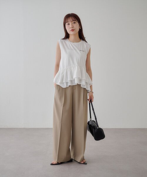 DISCOAT(ディスコート)の「異素材ドッキングフリルノースリーブ(Tシャツ/カットソー・レディース・カーキ/ブラック/オフホワイト・FREE)」の4枚目の写真