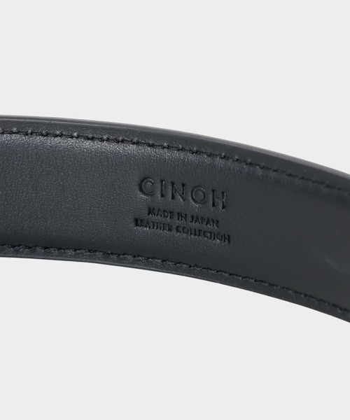 CINOH(チノ)の「UTILITY LEATHER BELT _ SILVER BUCKLE / GOLD - SILVER LOOPS(ベルト・レディース・ブラック・S/M/L)」の4枚目の写真