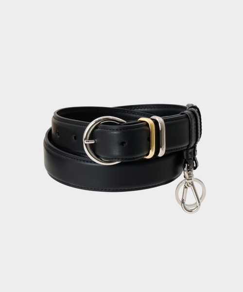 CINOH(チノ)の「UTILITY LEATHER BELT _ SILVER BUCKLE / GOLD - SILVER LOOPS(ベルト・レディース・ブラック・S/M/L)」の5枚目の写真