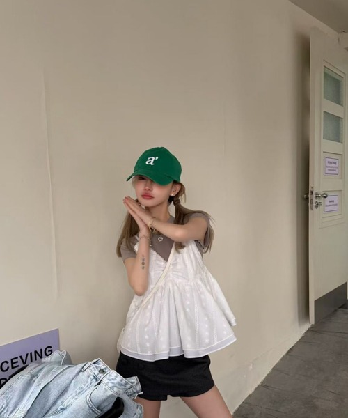 LYEON(リヨン)の「ペプラムフレアフロントギャザーレースキャミソール(キャミソール・レディース・ベージュ/オフホワイト・FREE)」の10枚目の写真