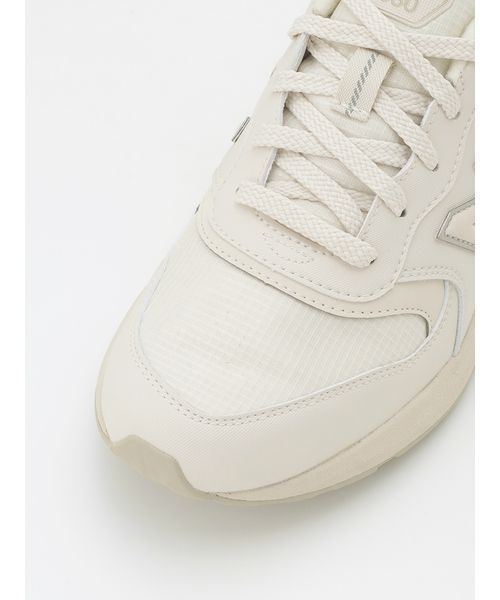 emmi(エミ)の「【New Balance】FreshFoam880v7 GTX(スニーカー・レディース・ホワイト・24.5/25/23/23.5/24)」の5枚目の写真