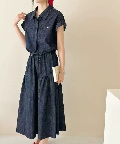 FAVORITO(ファヴォリート)の「デニムトップススカートセットアップ(セットアップ・レディース・ライトブルー/ダークブルー・F)」の1枚目の写真