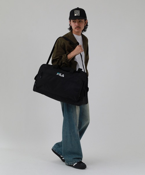 FILA(フィラ)の「FILA センターロゴトラベルボストンバッグ(ボストンバッグ・メンズ・ブラック×ホワイト/ブラック×グリーン・FREE)」の3枚目の写真