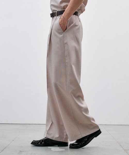 Adoon plain(アドーンプレーン)の「Function Linen Like 1 Tuck Slacks / ファンクションリネンライク1タックスラックス 【セットアップ可】(スラックス・メンズ・ベージュ/チャコールグレー/ブラック・LARGE/MEDIUM/SMALL)」の18枚目の写真