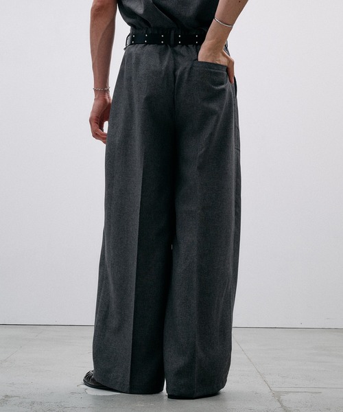 Adoon plain(アドーンプレーン)の「Function Linen Like 1 Tuck Slacks / ファンクションリネンライク1タックスラックス 【セットアップ可】(スラックス・メンズ・ベージュ/チャコールグレー/ブラック・LARGE/MEDIUM/SMALL)」の11枚目の写真