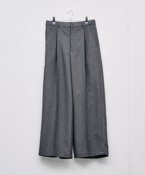 Adoon plain(アドーンプレーン)の「Function Linen Like 1 Tuck Slacks / ファンクションリネンライク1タックスラックス 【セットアップ可】(スラックス・メンズ・ベージュ/チャコールグレー/ブラック・LARGE/MEDIUM/SMALL)」の6枚目の写真