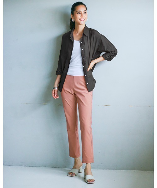 DoCLASSE( ドゥクラッセ)の「裏メッシュ・ストレッチパンツ/ストレート63cm(その他パンツ・レディース・サックスブルー/ブラック/オフホワイト/モカ/スモークピンク・13/15 /9/7/11)」の1枚目の写真