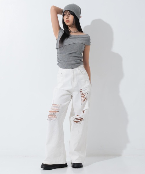 ANAP(アナップ)の「2WAY オフショル サイドギャザー クロストップス(Tシャツ/カットソー・レディース・ホワイト/ブラック/グレー/ブルー・F)」の21枚目の写真