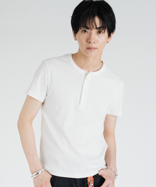 SINSS（シンス）の「Compact rib henley HS T-shirt / コンパクトリブヘンリーショートスリーブTシャツ（Tシャツ/カットソー・メンズ・ホワイト/チャコール/ブラック・LARGE/X-SMALL/MEDIUM/SMALL）」の18枚目の写真
