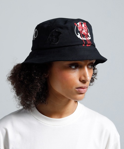 Y-3(ワイスリー)の「Y-3 CHITO GRAPHIC BUCKET HAT(ハット・メンズ・ブラック・MEDIUM/LARGE/SMALL)」の4枚目の写真