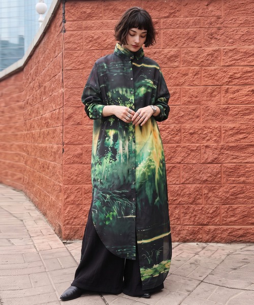 antiqua(アンティカ)の「アート柄 ロング シャツワンピース(シャツワンピース・レディース・グリーン系その他・ONESIZE)」の5枚目の写真