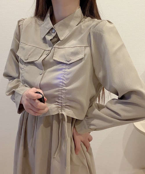 Nana(ナナ)の「シャーリングキャミワンピースセットアップ(セットアップ・レディース・ブラック/アイボリー・X-LARGE/LARGE/MEDIUM)」の4枚目の写真