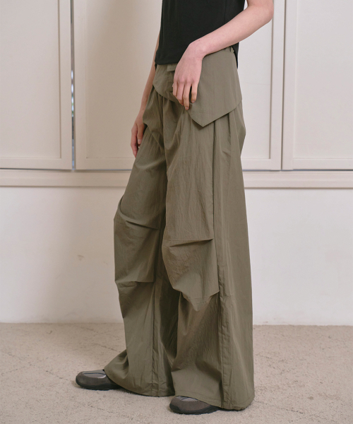 THE GREEN LAB（ザグリーンラボ）の「スタースタッドベルトパラシュートパンツ[ブラック]（スウェットパンツ・レディース・その他・FREE）」の9枚目の写真