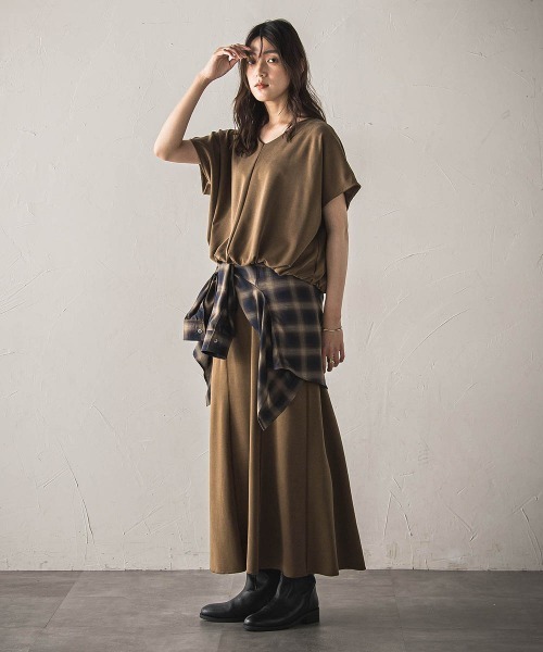 MAYSON GREY（メイソングレイ）の「とろみジャージーセミフレアスカート≪セットアップ対応≫（スカート・レディース・チャコールグレー/ブラック/キャメル・M）」の18枚目の写真