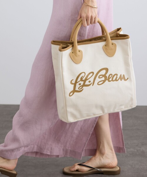 SALON adam et rope'(サロン アダム エ ロペ)の「【L.L.Bean for SALON(エル・エル・ビーン)】別注スクエアトートバッグ(トートバッグ・レディース・キナリ・FREE)」の1枚目の写真