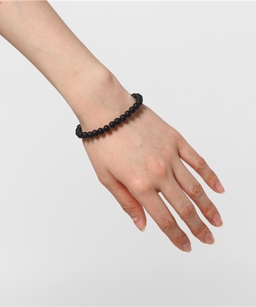 岩座 IWAKURA（イワクラ）の「【岩座】フロスティブラックオニキス6mm玉天然石ブレスレット（ブレスレット・レディース・ブラック・FREE）」の4枚目の写真