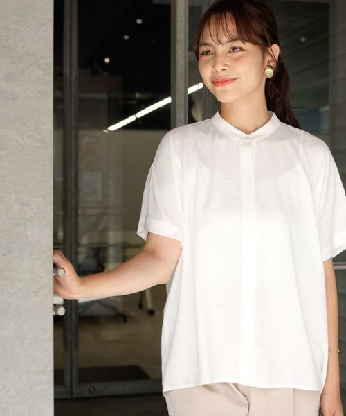 Ehre style(エーレスタイル)の「働く女性の毎日ブラウス きちんと見えが叶う(シャツ/ブラウス・レディース・ライトグレー/アイボリー/ネイビー・FREE)」の1枚目の写真