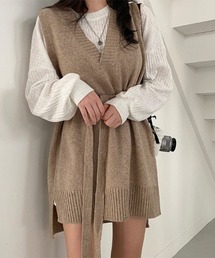 Vネック ベルト付き ニットワンピース