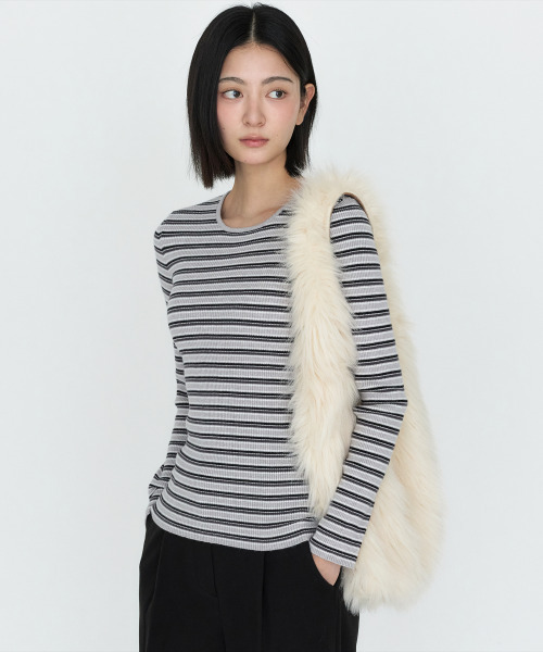 MONGDOL(モンドル)の「ストライプ ラウンドネック リブニット MDKT162_3 Colors(ニット/セーター・レディース・ライトグレー/ネイビー/ダークグレー・F)」の5枚目の写真