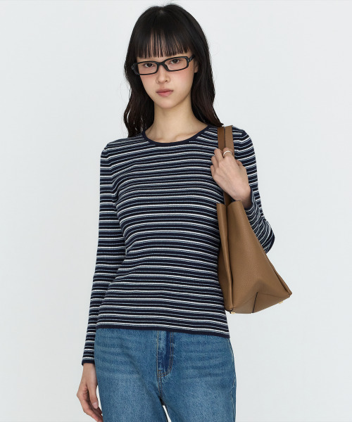 MONGDOL(モンドル)の「ストライプ ラウンドネック リブニット MDKT162_3 Colors(ニット/セーター・レディース・ライトグレー/ネイビー/ダークグレー・F)」の7枚目の写真