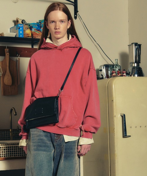 ADAM PATEK(アダムパテック)の「【ADAMPATEK/アダムパテック】 w/r leather convertible clutch bag レザー2wayクラッチバッグ(ショルダーバッグ・レディース・ブラック・FREE)」の2枚目の写真