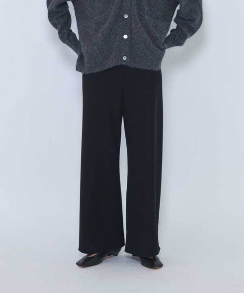 1er Arrondissement(プルミエアロンディスモン)の「ダブルクロスバイヤスパンツ(その他パンツ・レディース・ブラック/グレイッシュベージュ・38/36)」の6枚目の写真