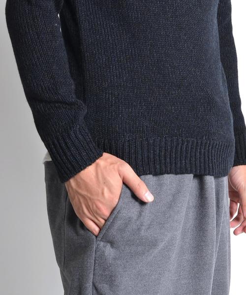 SHIPS JET BLUE（シップスジェットブルー）の「SHIPS JET BLUE: メランジ タートルネックニット（ニット/セーター・メンズ・ブラック/オフホワイト/グレー・MEDIUM/SMALL/LARGE）」の11枚目の写真