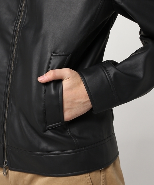 ESSENTIAL GARMENT MEN'S BIGI(エッセンシャルガーメントメンズビギ)の「フェイクレザーライダースジャケット(ライダースジャケット・メンズ・キャメル/ブラック・M/L/S)」の5枚目の写真