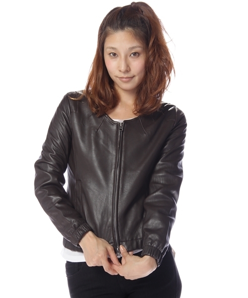 Another Edition(アナザーエディション)の「AE N/C LAMB ZIP BLSN(ブルゾン・レディース・ブラック/ベージュ/ダークブラウン・SMALL/MEDIUM)」の3枚目の写真