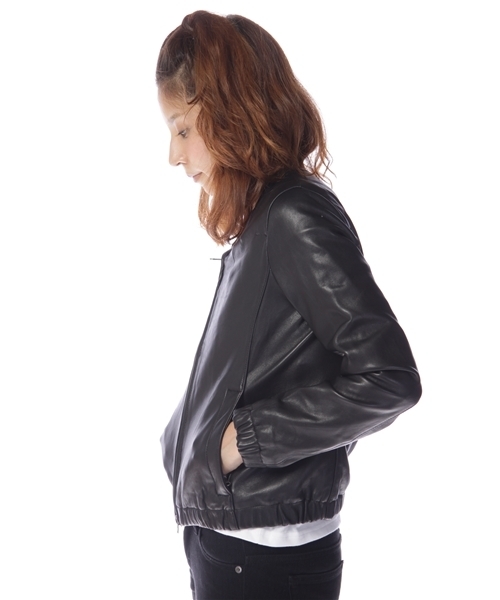 Another Edition(アナザーエディション)の「AE N/C LAMB ZIP BLSN(ブルゾン・レディース・ブラック/ベージュ/ダークブラウン・SMALL/MEDIUM)」の4枚目の写真