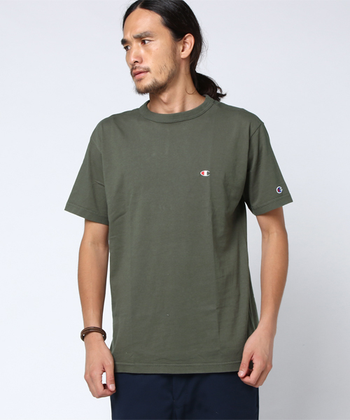 Champion(チャンピオン)の「ワンポイントクルーネックTシャツ(Tシャツ/カットソー・メンズ・ホワイト/レッド/ネイビー/オレンジ/グレー/チャコールグレー/ワイン/ゴールド/ロイヤルブルー/ブラック/カーキ/ターコイズブルー/アーミー・SMALL/X-LARGE/MEDIUM/LARGE)」の7枚目の写真