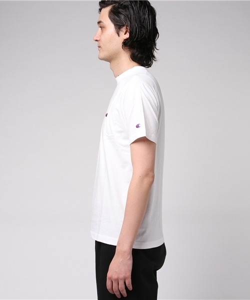 Champion(チャンピオン)の「ワンポイントクルーネックTシャツ(Tシャツ/カットソー・メンズ・ホワイト/レッド/ネイビー/オレンジ/グレー/チャコールグレー/ワイン/ゴールド/ロイヤルブルー/ブラック/カーキ/ターコイズブルー/アーミー・SMALL/X-LARGE/MEDIUM/LARGE)」の14枚目の写真