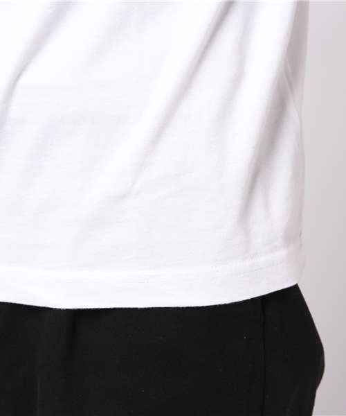 Champion(チャンピオン)の「ワンポイントクルーネックTシャツ(Tシャツ/カットソー・メンズ・ホワイト/レッド/ネイビー/オレンジ/グレー/チャコールグレー/ワイン/ゴールド/ロイヤルブルー/ブラック/カーキ/ターコイズブルー/アーミー・SMALL/X-LARGE/MEDIUM/LARGE)」の21枚目の写真