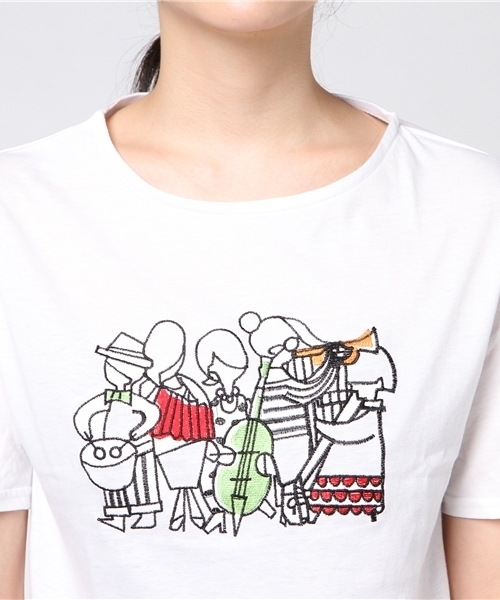 MERLOT(メルロー)の「オーケストラ柄クロップドTシャツ0527(Tシャツ/カットソー・レディース・オフホワイト/グレー・FREE)」の6枚目の写真