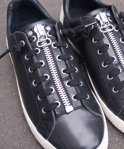 ASH(アッシュ)の「ASH/アッシュ【NIRVANA】フロントジップスニーカー スリップオン スター ローカット 3cmヒール(スニーカー・レディース・ブラック/ホワイト/グレイッシュベージュ・36/37/39/38/35/40/41)」の17枚目の写真