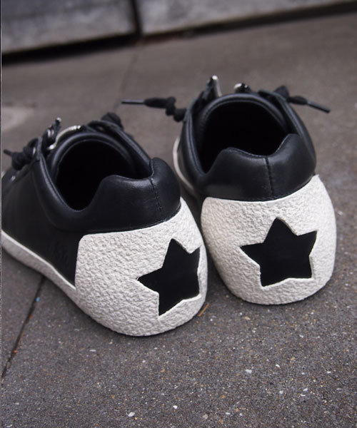 ASH(アッシュ)の「ASH/アッシュ【NIRVANA】フロントジップスニーカー スリップオン スター ローカット 3cmヒール(スニーカー・レディース・ブラック/ホワイト/グレイッシュベージュ・36/37/39/38/35/40/41)」の18枚目の写真