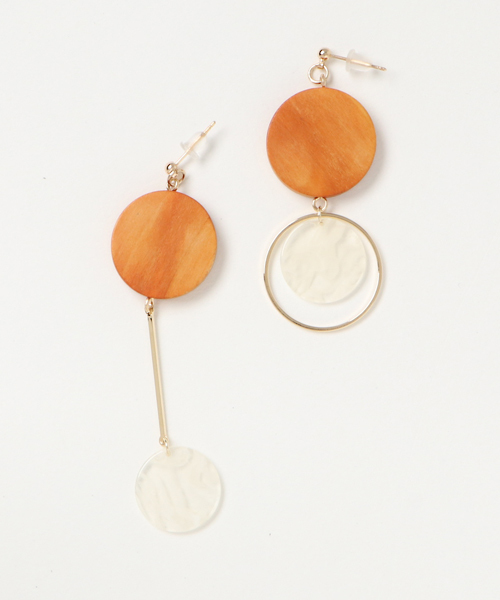 PLAIN CLOTHING(プレーンクロージング)の「ウッドアシンメトリーピアス【PLAIN CLOTHING】(ピアス(両耳用)・レディース・ブラウン/カーキ/ブラック・FREE)」の7枚目の写真