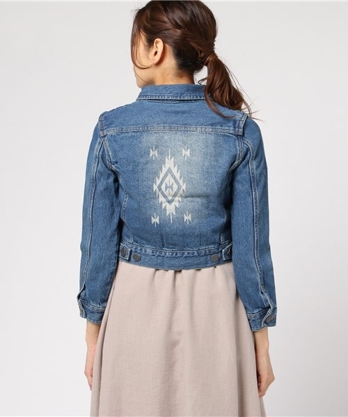 チチカカ（チチカカ）の「ナバホデニムジャケット（デニムジャケット・レディース・ブルー・MEDIUM/LARGE/SMALL）」の4枚目の写真