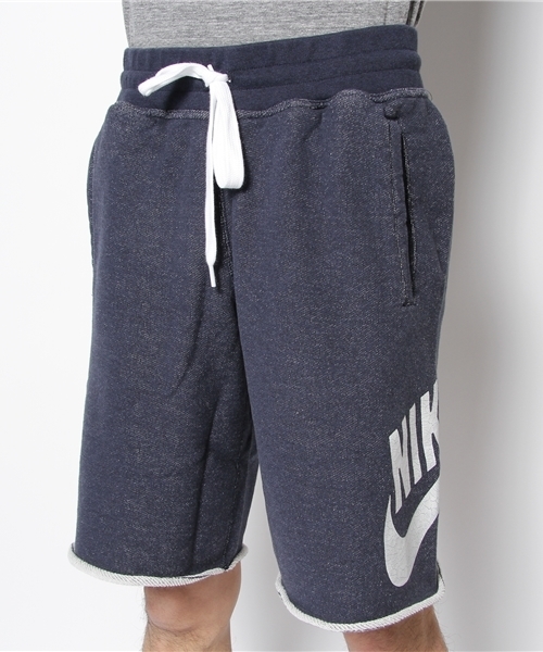 NIKE(ナイキ)の「アラムナイショーツ スウェットパンツ(その他パンツ・メンズ・ブラック/グレー・LARGE/SMALL/MEDIUM)」の5枚目の写真