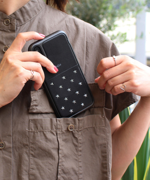 kajsa（カイサ）の「〈Kajsa/カイサ〉Polka Star Pocket Backcase/ポルカスターポケット バックケース（スマホケース/カバー・レディース・スカイブルー/ブラック/ベージュ/ピンク/ゴールド/ダークブルー/パープル/バーガンディー/マジェンタ/シルバー・XS/MAX）」の2枚目の写真