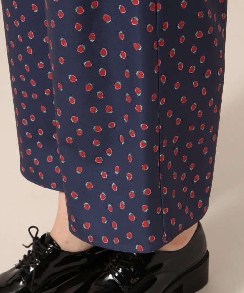 LOWRYS FARM（ローリーズファーム）の「アソートガライージーパンツ　783101 （その他パンツ・レディース・ブラック/ネイビー/オフホワイト/ドット・FREE）」の11枚目の写真